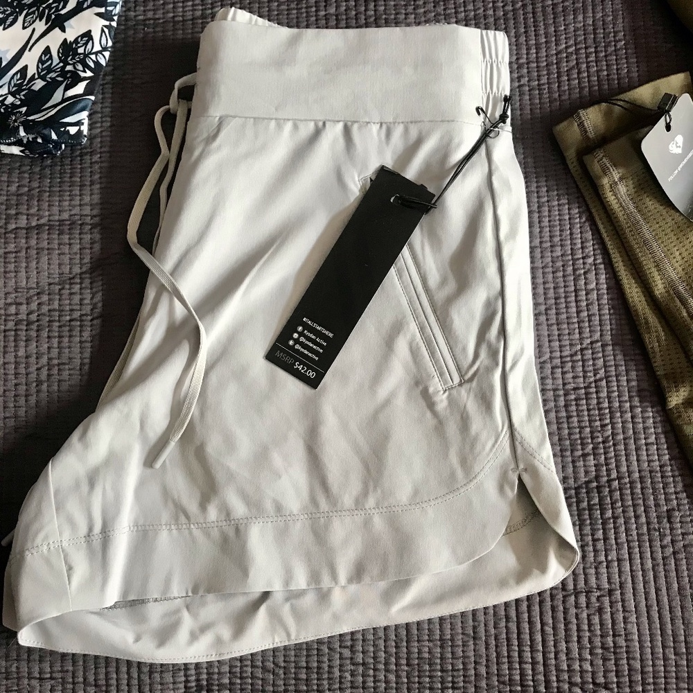 Running shorts